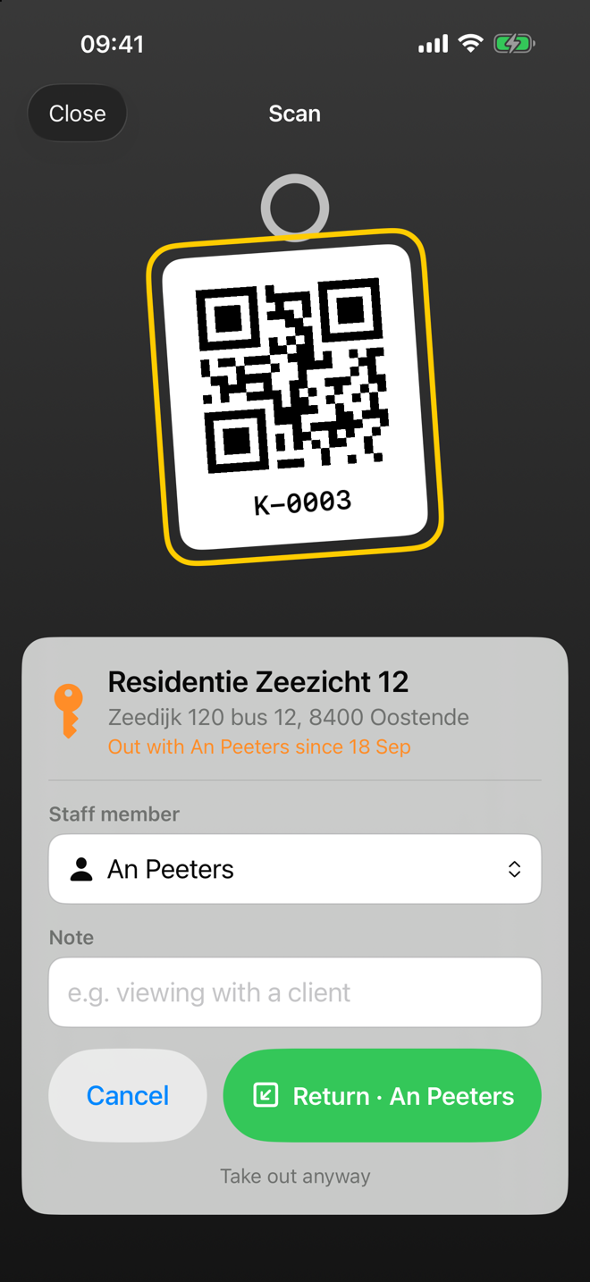 Scanning a key tag in Claviro